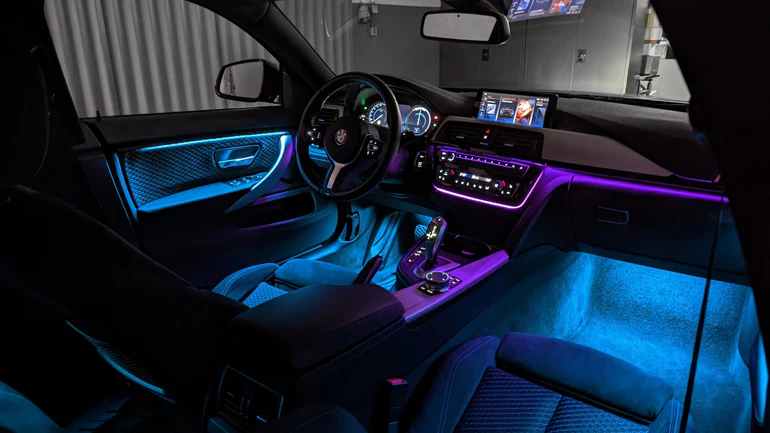 Ambientebeleuchtung Mercedes Interieur